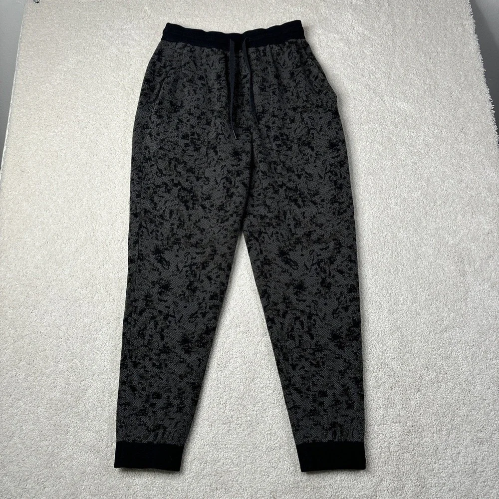Lululemon Wind Down Joggers Pants Drawstring Athletic Gray‎ Black Men's XS